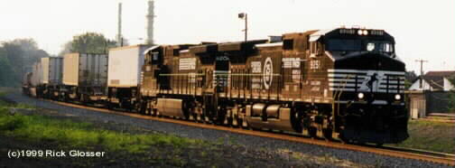 NS 25th Anniversary Train